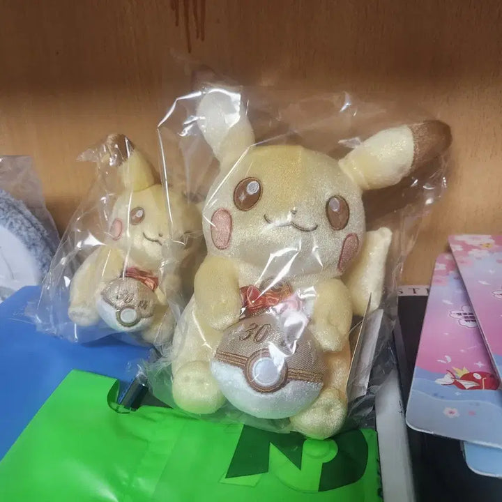 [BUNJANG] Pokemon 30th Anniversary Pikachu Keychain / 포켓몬 30주년 피카츄 키링
