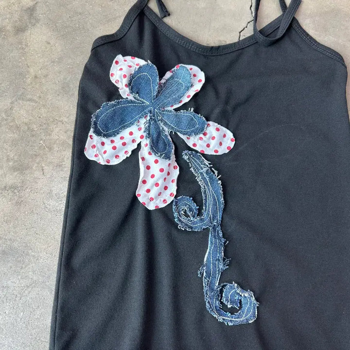 [BUNJANG] Black Flower Patch Halter Sleeveless Top / 블랙 플라워패치 홀터 슬리브리스