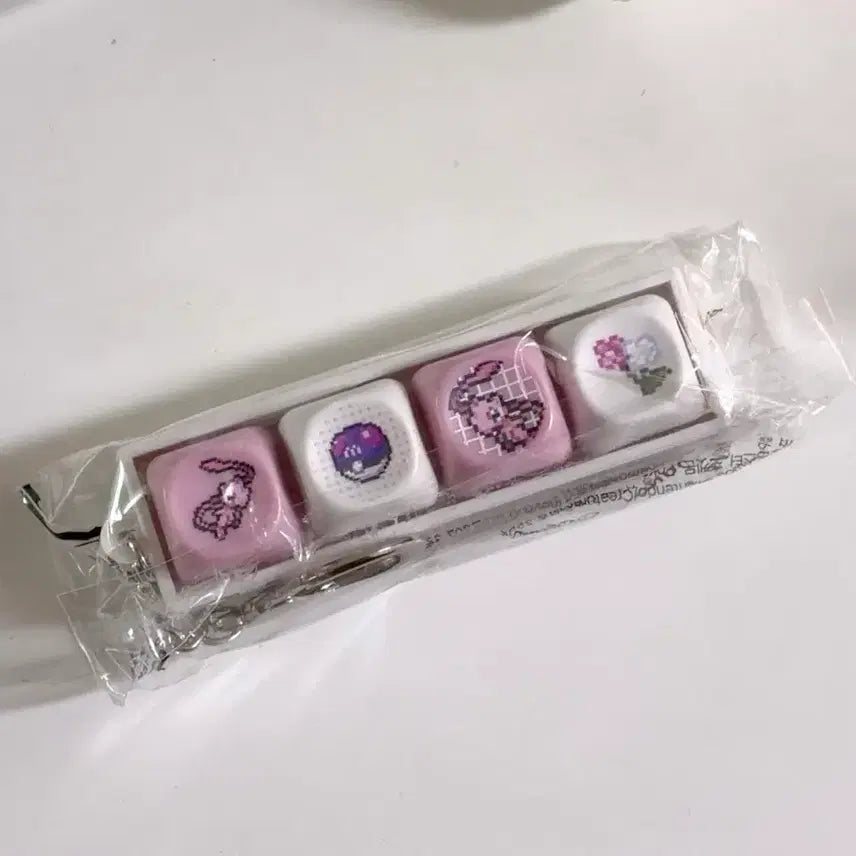[BUNJANG] Tony Moly Pokémon Keycap Keyring / 토니모리 포켓몬 키캡 키링 뮤 판매해용!