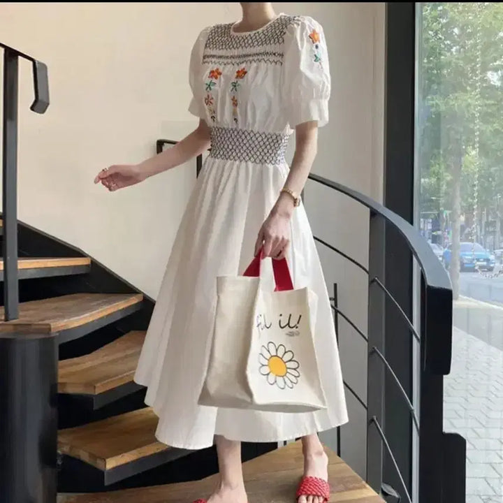 [BUNJANG] White Linen Floral Embroidery Long Dress (Size 44-66) / 새상품) 플라워 자수 화이트 바스락 롱원피스 ( 44-66)