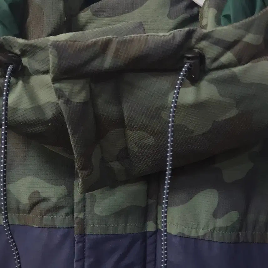 [BUNJANG] Lacoste Detachable Hood White Duck Down Padded Jacket / 라코스테   후드 (탈착)  화이트 덕다운 패딩
