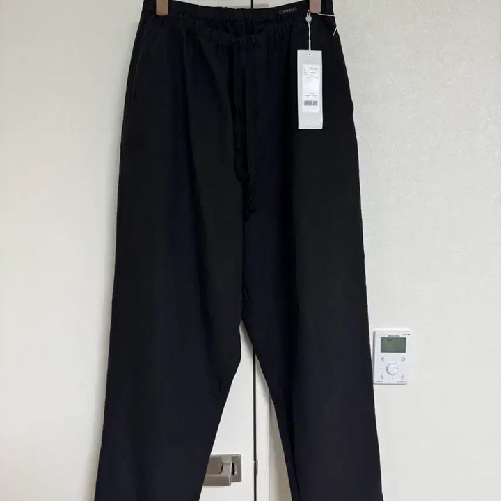 [BUNJANG] Comoli Cotton Duck Drawstring Pants Size 2 / 코모리 코튼덕 드로우스트링 2사이즈