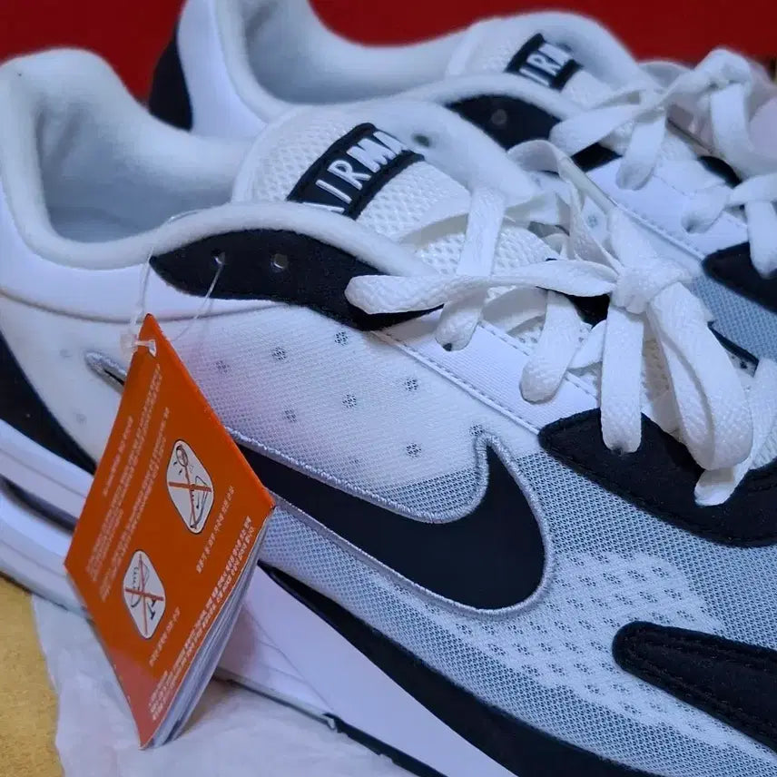 [BUNJANG] Nike Air Max Solo Pure Platinum Black White Sneakers / 나이키 에어맥스솔로 운동화(290새상품)