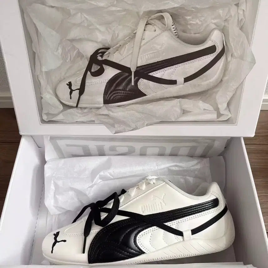 [BUNJANG] Puma x Rosé Speedcat LEA Warm White Black Sneakers (240mm) / (W) 푸마 x 로제 스피드캣 LEA 웜 화이트 블랙 240MM