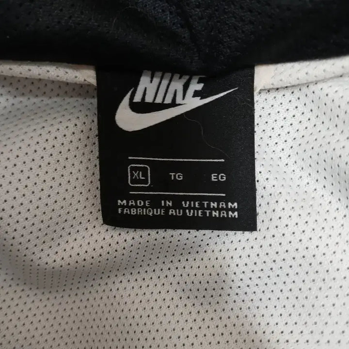 [BUNJANG] Nike Swoosh Hooded Windbreaker Jacket XL / 나이키 남성 스우시 블랙/화이트 후드 바람막이 자켓 사이즈 XL 105