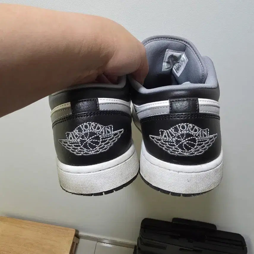 [BUNJANG] Air Jordan 1 Low Black Particle Grey / 조던 1 로우 블랙 파티클 그레이 275