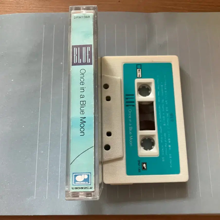 [BUNJANG] BLUE Once in a Blue Moon Cassette Tape / BLUE 카세트테이프