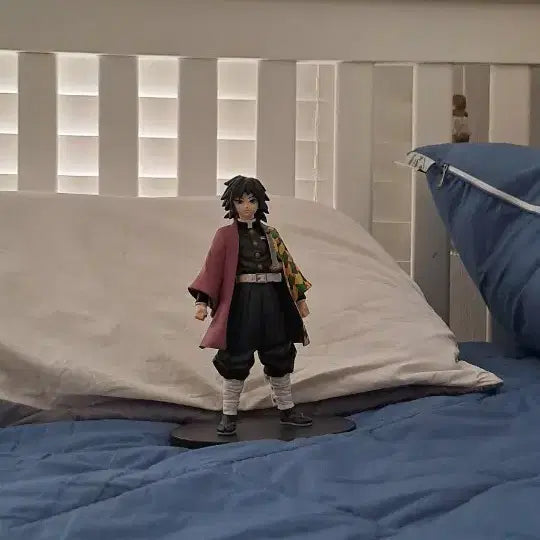 [BUNJANG] Demon Slayer Giyu Figure / 귀멸의 칼날 기유 피규어