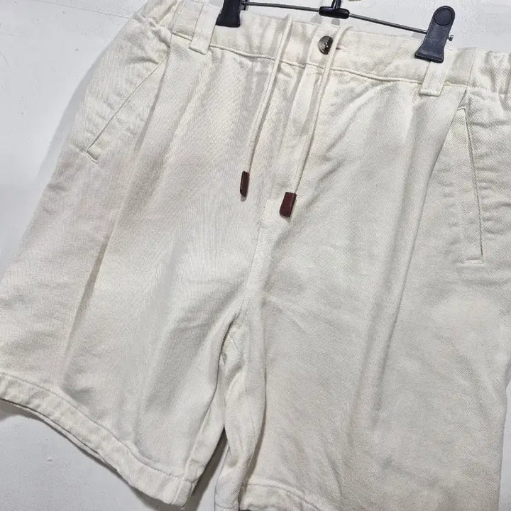 [BUNJANG] System Homme Pin Tuck Wide Banding Shorts Ivory / 시스템 옴므  system   핀턱 와이드 밴딩  반바지  아이보리