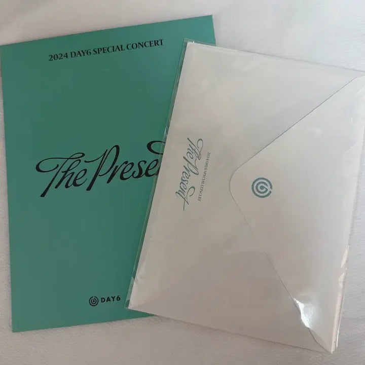 [BUNJANG] DAY6 Concert Kit - 2024 Concert Entry Gift Bundle Set / 데이식스 2024 클콘 막 입장 기프트 마데존 일괄