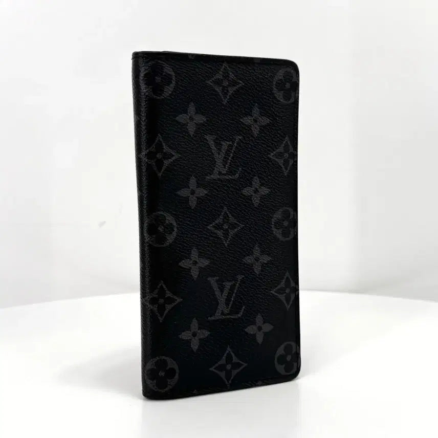 [BUNJANG] Louis Vuitton Eclipse Monogram Brazza Long Wallet M61697 / [100%정품] 루이비통 이클립스 모노그램 브라짜 장지갑 (M61697)