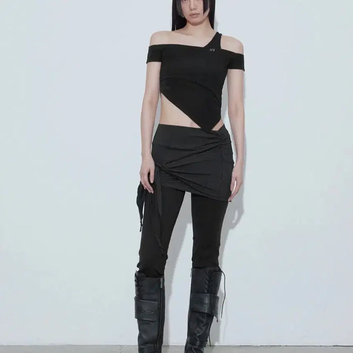 [BUNJANG] Bohemse Off-Shoulder Layered Top Black / 보헴서 오프숄더 레이어트 탑 블랙