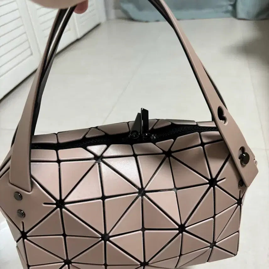 [BUNJANG] Issey Miyake Bao Bao Boston Bag Beige / 바오바오 가방 팝니다 거의 새상품