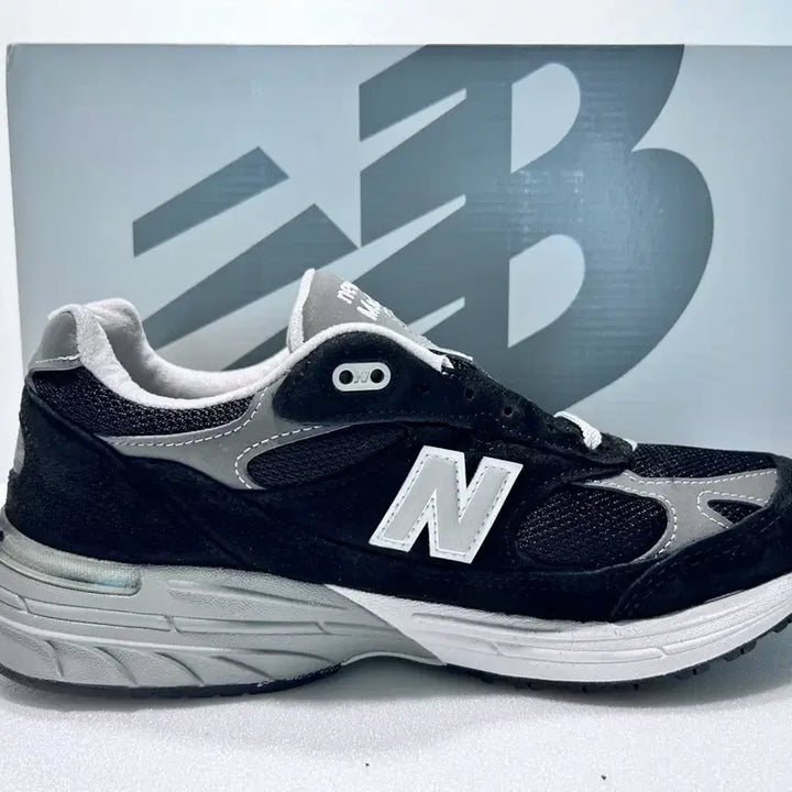 [BUNJANG] New Balance 993 Black (260mm) / 뉴발란스 993 블랙 (260)