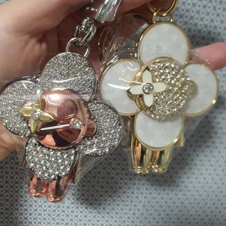 [BUNJANG] Vivien Robot Charm Bag Chain - Yellow Gold / Rose Gold / 비비엔키링 백참  비비엔 루이비통키링 로봇키링 샤넬키링 새상품