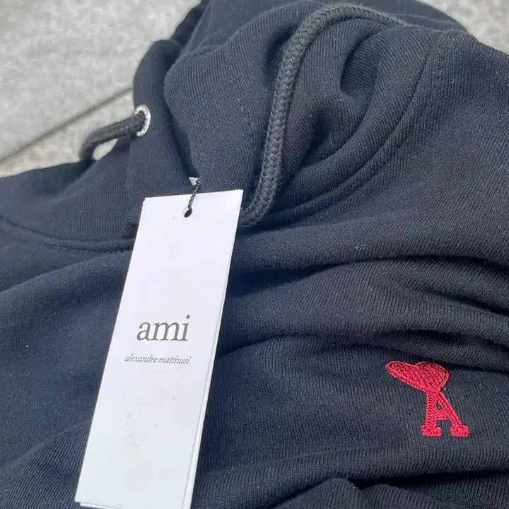 [BUNJANG] AMI Hoodie / 후드티
