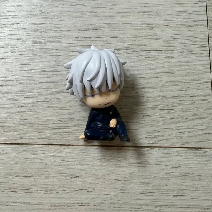 [BUNJANG] Jujutsu Kaisen Satoru Gojo Shoulder Tap Gacha Figure / 주술회전 고죠 회옥옥절 어깨쿵 가챠