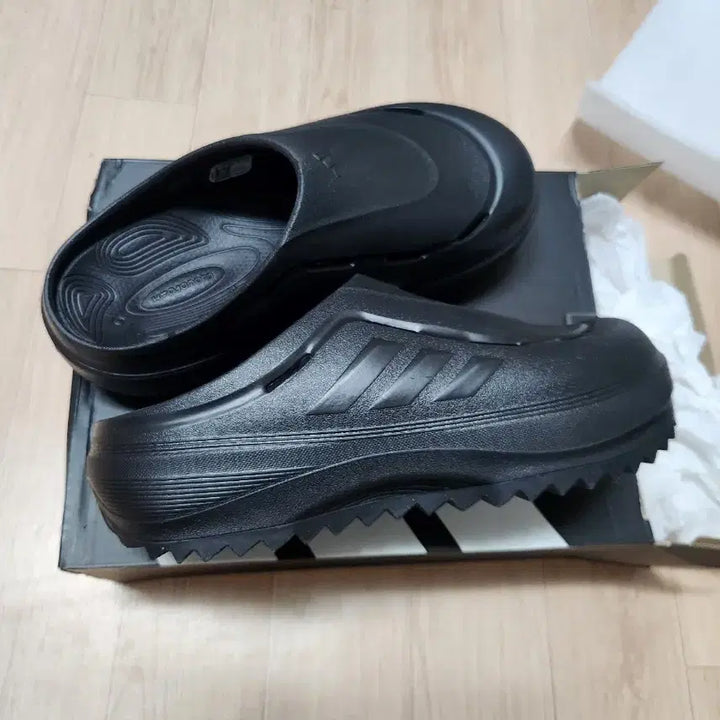[BUNJANG] Adidas Ozweego Clog Shoes / 아디다스 오즈웨이브 클로그 265 새상품 급처요!
