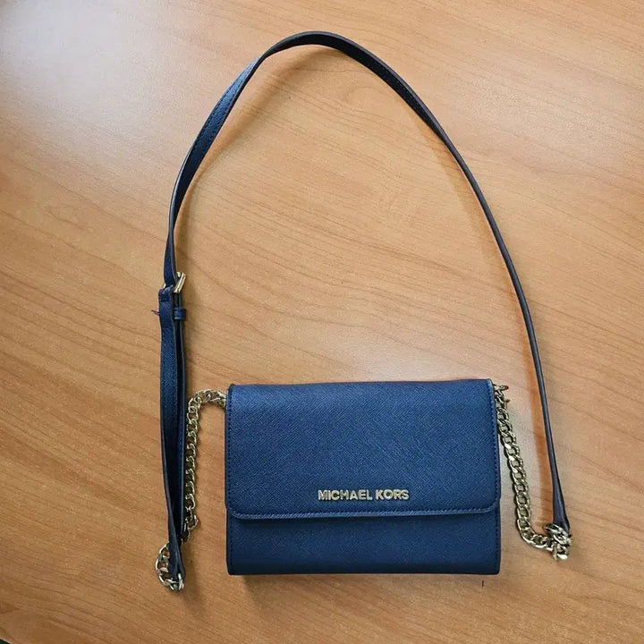 [BUNJANG] Michael Kors Navy Chain Mini Crossbody Bag / 마이클코어스 네이비색 체인 미니 크로스백