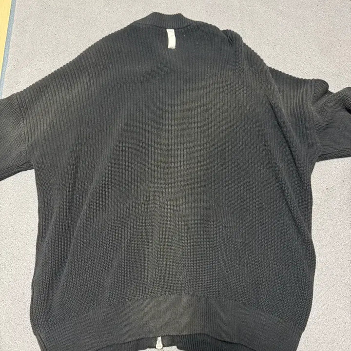 [BUNJANG] No Manual Spray Knit Zip-Up Cardigan Black M / 노매뉴얼 스프레이 니트 블랙 집업 가디건 M 팝니다