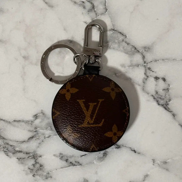 [BUNJANG] Louis Vuitton Keyring / [OS] 루이비통 키링