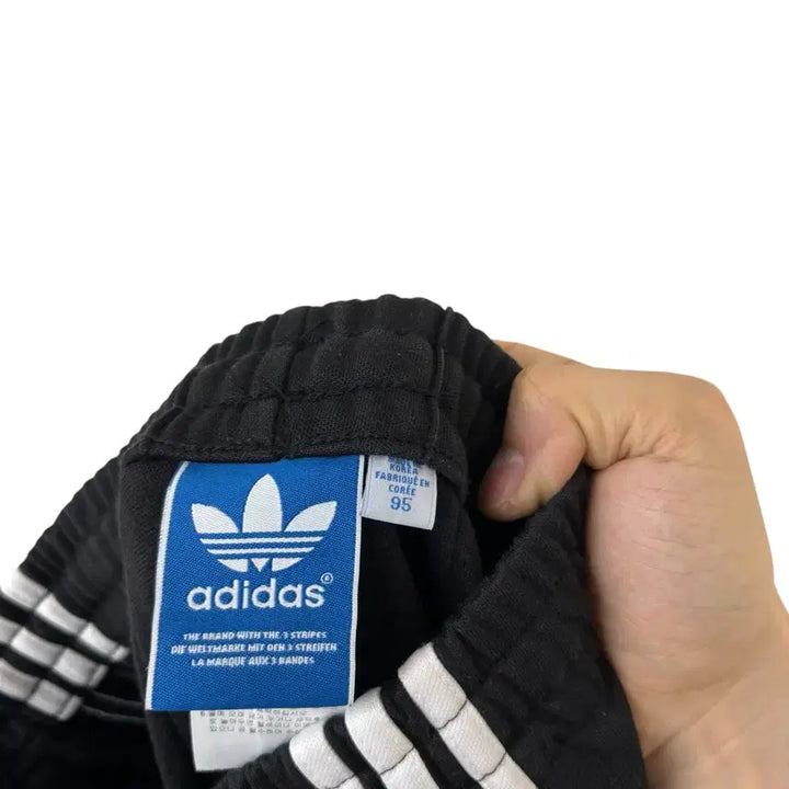 [BUNJANG] Adidas Europa Track Pants Black Size 95 / 아디다스 유로파 트랙팬츠 블랙 95 정품