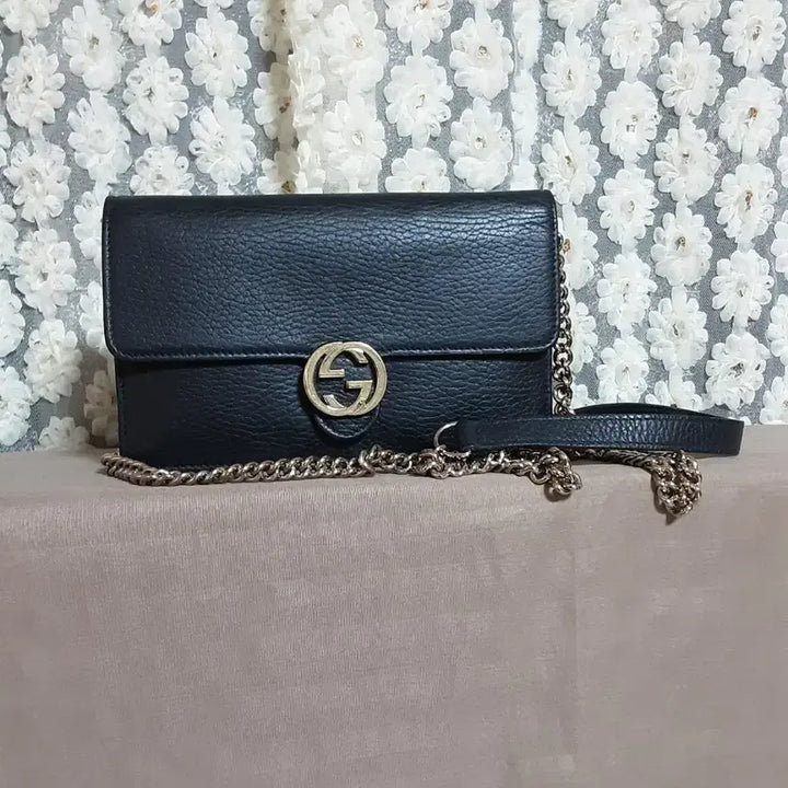 [BUNJANG] Gucci Interlocking GG Small Chain Shoulder Bag / 구찌인터로킹GG스몰체인숄더백