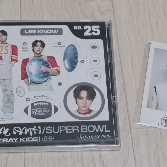 [BUNJANG] Stray Kids Social Path FC Edition 5-STAR Sony Music Lee Know Photocard / 스트레이키즈 Social Path FC반 5-STAR 소니뮤직 포토카드