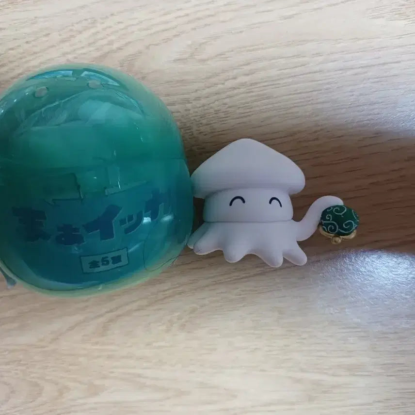 [BUNJANG] Squid Gacha Figure (Sealed) / 괜찮겠징어 오징어가챠