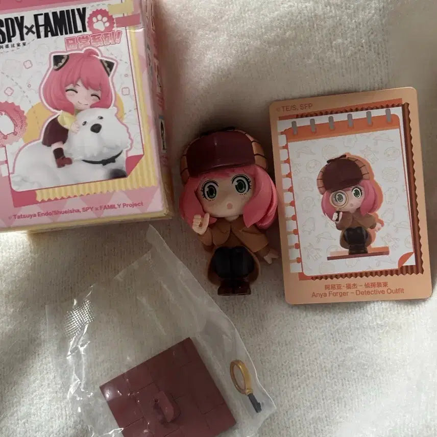 [BUNJANG] Spy x Family Anya Forger Detective Figure Popmart / ㅍ스파이 패밀리 아냐 포저 탐정 피규어 팝마트