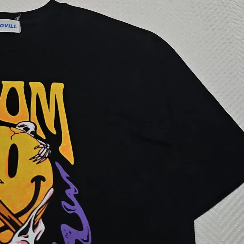 [BUNJANG] COVILL DOOM Smile Printing Short-Sleeve T-Shirt / COVILL DOOM 스마일 프린팅 반팔 티셔츠