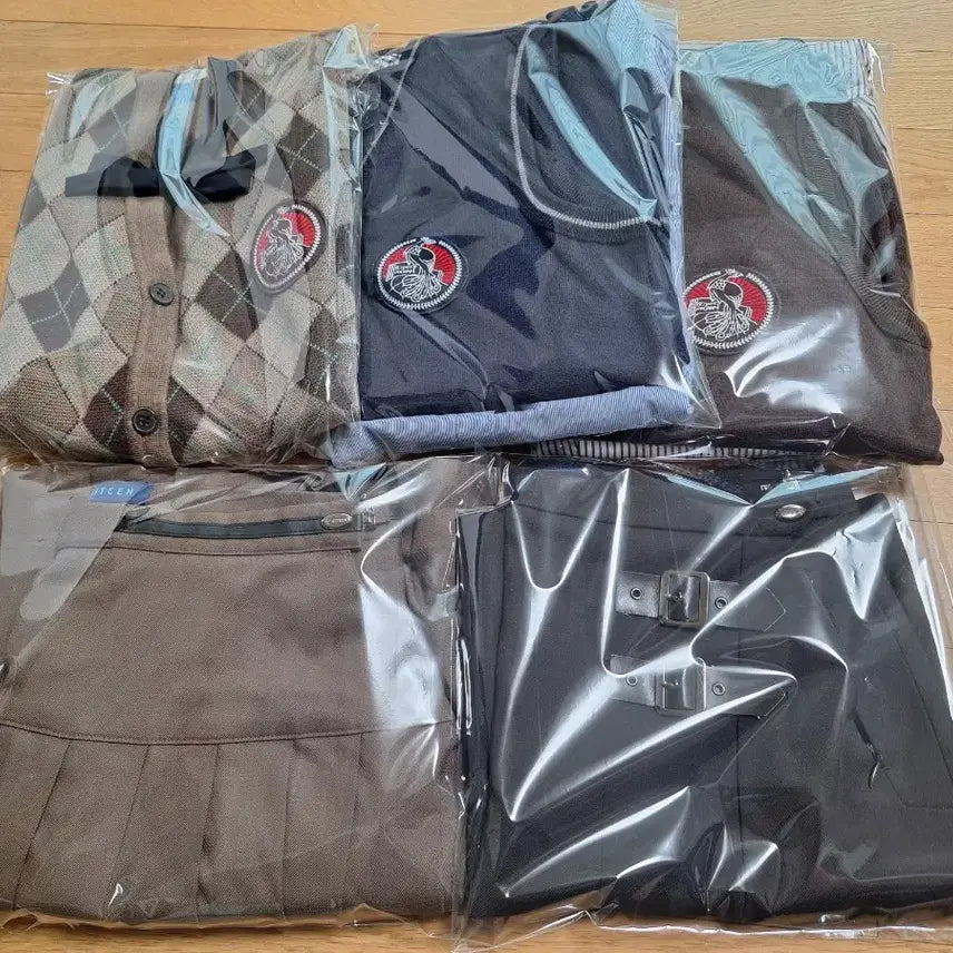 [BUNJANG] Gyeonggi Foreign Language High School Uniform Set (Spring/Autumn) / 예쁜 여자교복 춘추용 교복 세트판매u24-3(경기외고)
