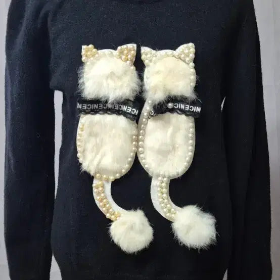 [BUNJANG] Cat Fur Embellished Knit Sweater - Black, Size L / 고양이 털 장식 니트 블랙 L