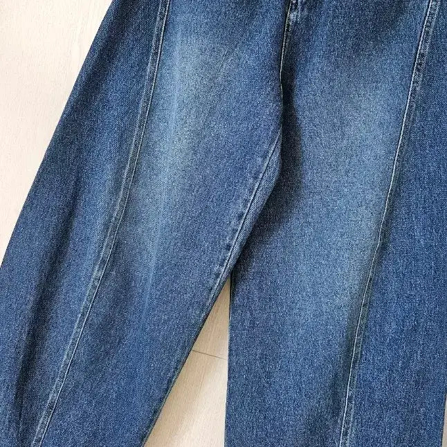 [BUNJANG] Banana Fit Wide Leg Jeans (Size S) / S 바나나핏 와이드 청바지