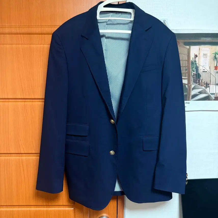 [BUNJANG] TNGT Navy Blazer with Gold Buttons / TNGT 네이비 금장 블레이저