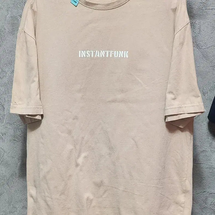 [BUNJANG] INSTANTFUNK Beige Short Sleeve T-Shirt / 인스턴트펑크 베이지 반팔 티셔츠