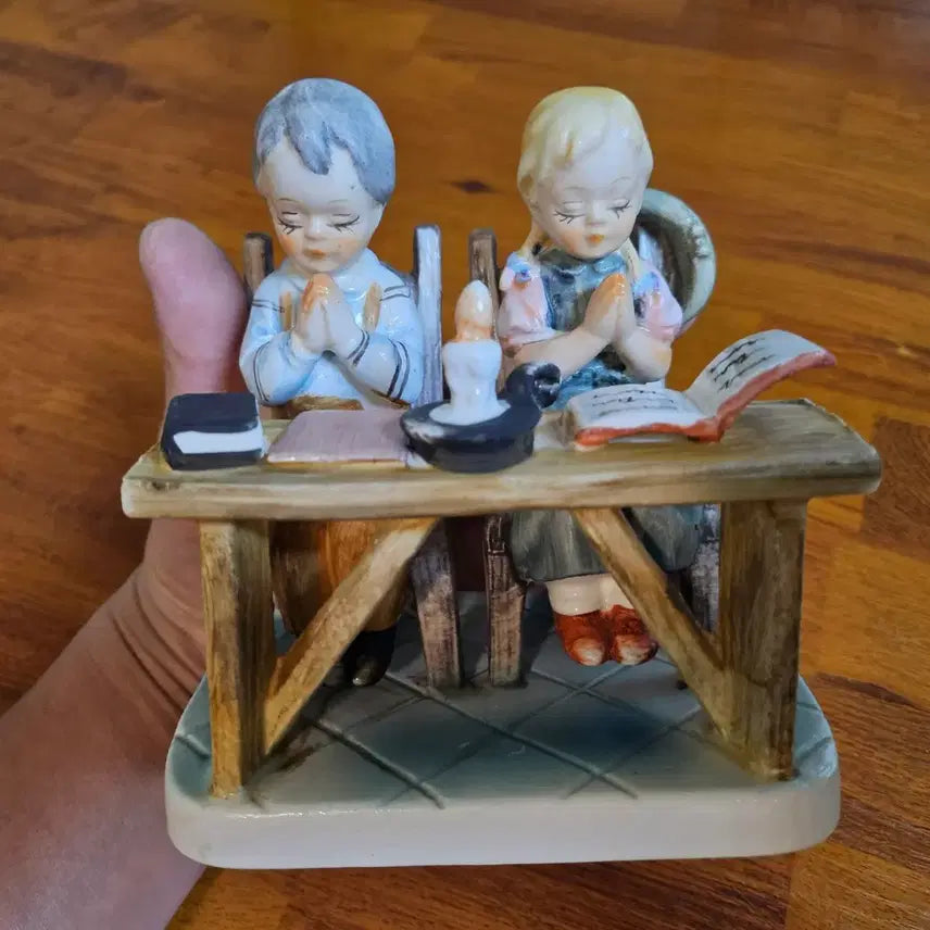 [BUNJANG] Norleans Japan 70s Old Vintage Praying Children Matte Figurine / 70년대 일본 놀린스 올드 빈티지 기도하는 아가들 무광 피겨린.