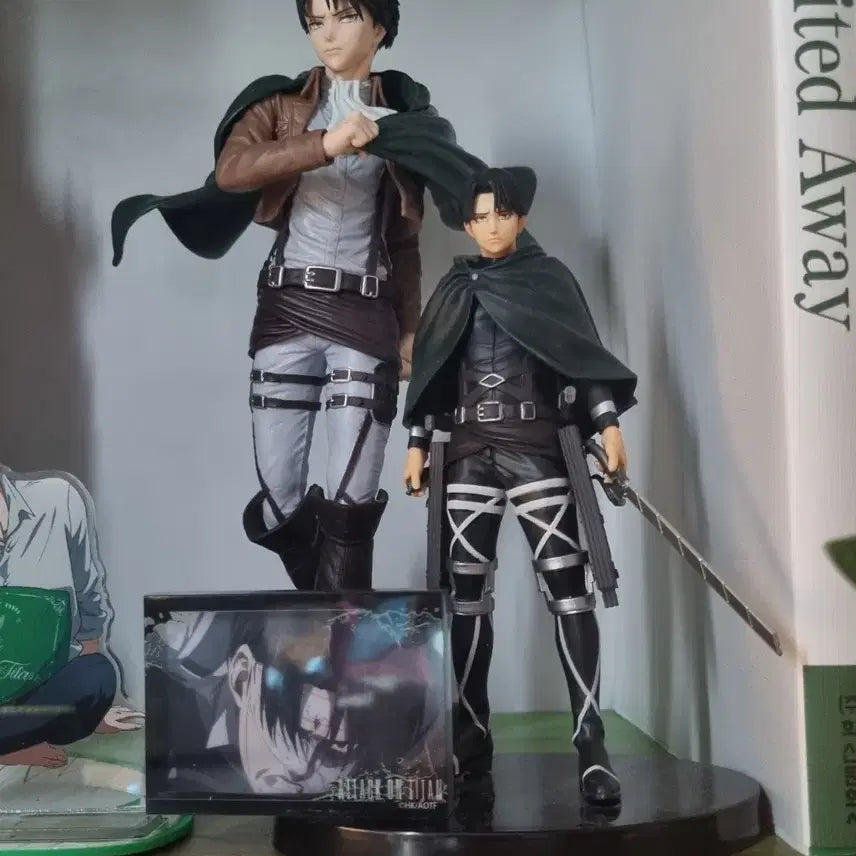 [BUNJANG] Attack on Titan Levi Ackerman Figure Bundle Set / 진격거 리바이 피규어 일괄