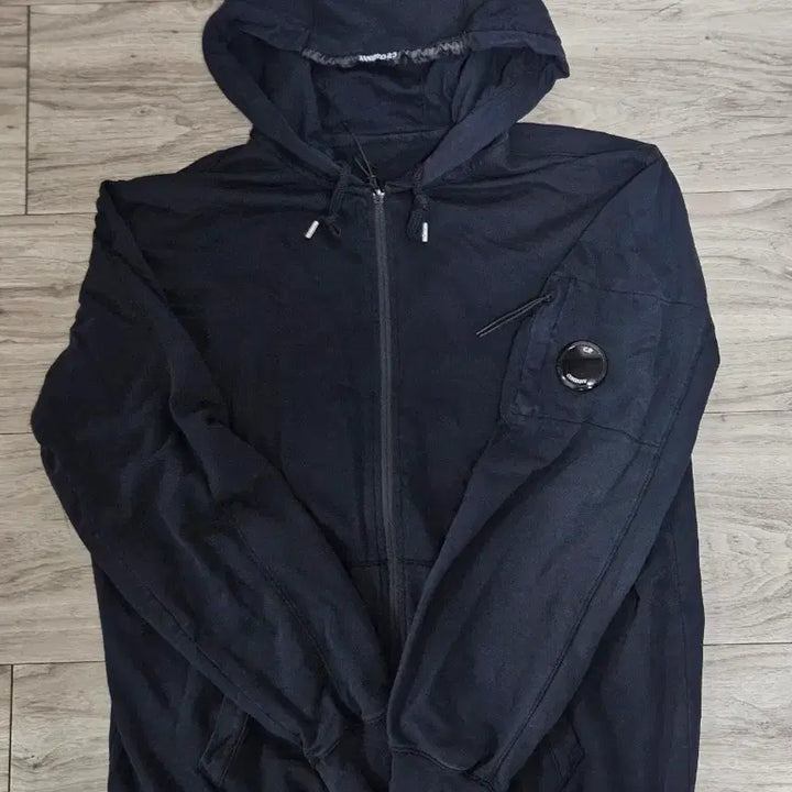 [SOLD OUT] CP컴퍼니 후드집업 블랙 XXL