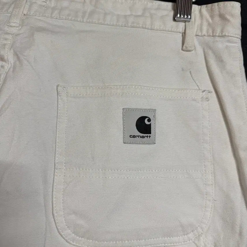 [BUNJANG] Carhartt WIP Carpenter Pants White / Carhartt 카하트 워크인 프로그레스 카펜터 팬츠입니다