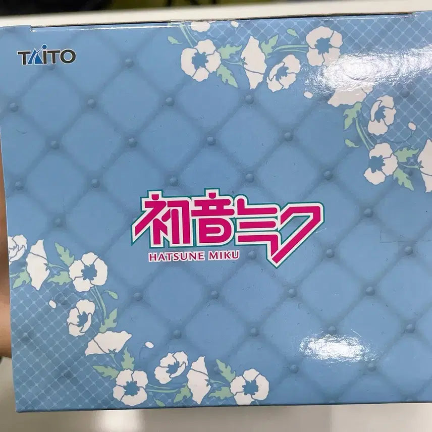 [BUNJANG] Hatsune Miku Wonderland Cinderella Figure (Sealed) / (미개봉) 하츠네 미쿠 원더랜드 신데렐라 피규어