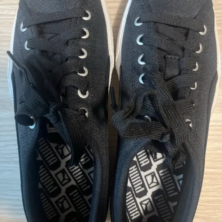 [BUNJANG] Puma 372411-02 Sneakers 240mm / 푸마 372411-02 운동화 240
