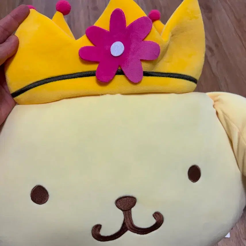 [BUNJANG] Sanrio Pompompurin 30th Anniversary Crown Cushion / 시마무라 산리오 폼폼푸린 30주년 왕관 쿠션 판매