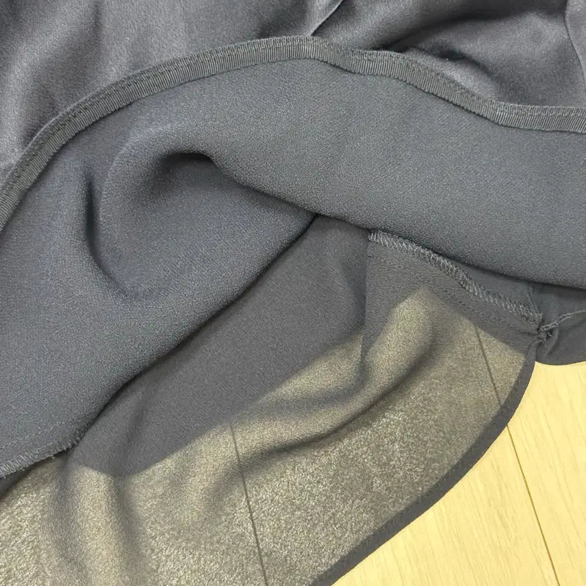 [SOLD OUT] MICHAA 네이비 플레어 롱 스커트 (봄/여름)