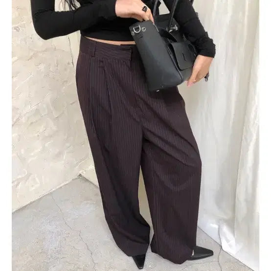 [BUNJANG] Burgundy Stripe Slacks (Size M) / 버건디 스트라이프 슬랙스