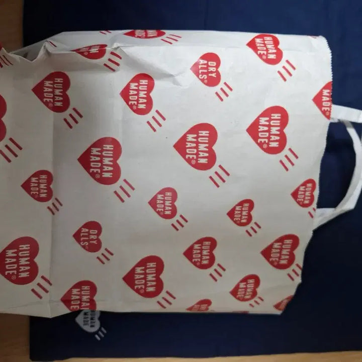 [BUNJANG] Human Made Navy Logo T-Shirt with Shopping Bag / 휴먼메이드 네이비 티셔츠 + 쇼핑백
