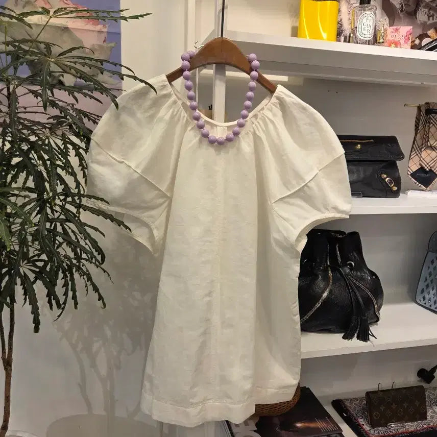 [BUNJANG] AT THE VERY BIEGE Linen Blend Balloon Sleeve Blouse / 엣더베이글 벌룬 소매 린넨 블라우스