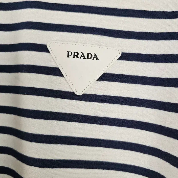 [BUNJANG] Prada Striped Short Sleeve T-Shirt / 프라다 정품 스트라이프 반팔 티셔츠