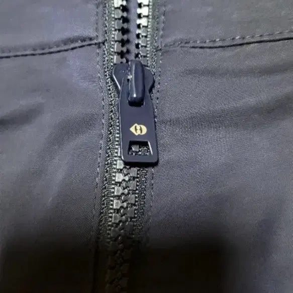 [BUNJANG] Lucky Chouette Navy Zipper Cargo Midi Skirt / 럭키슈에뜨 네이비 지퍼 카고 미디 스커트 38