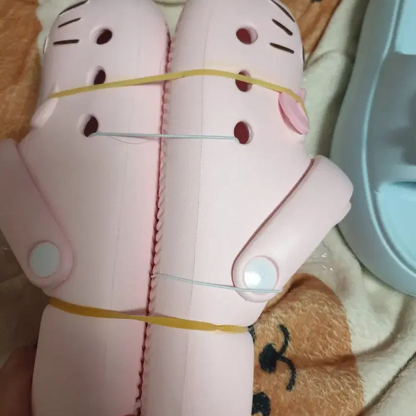 [BUNJANG] Hello Kitty Pink Crocs Slippers 240mm / 240 분홍 키티 크록스 슬리퍼